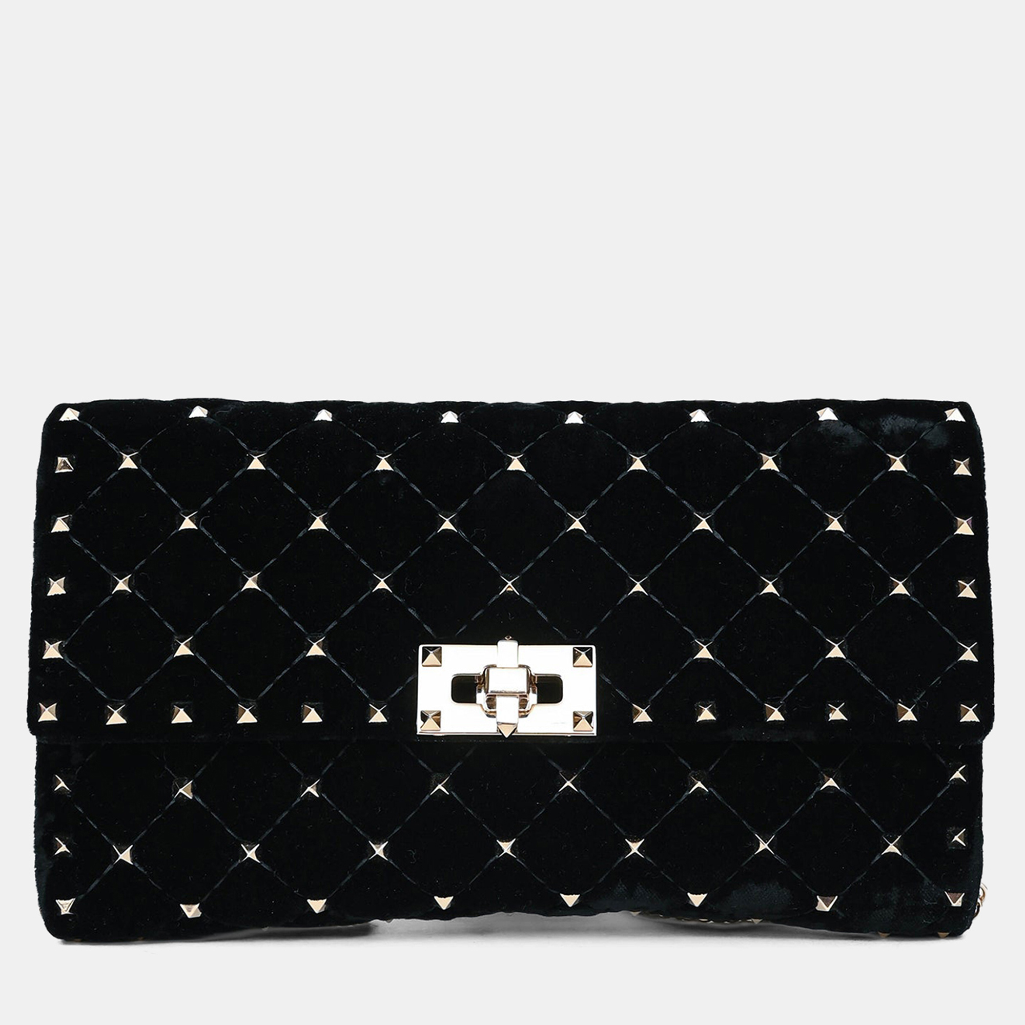 Valentino Velvet Quilted Rockstud Clutch with Chain, Black
Valentino Velvet Quilted Rockstud Clutch with Chain, Black