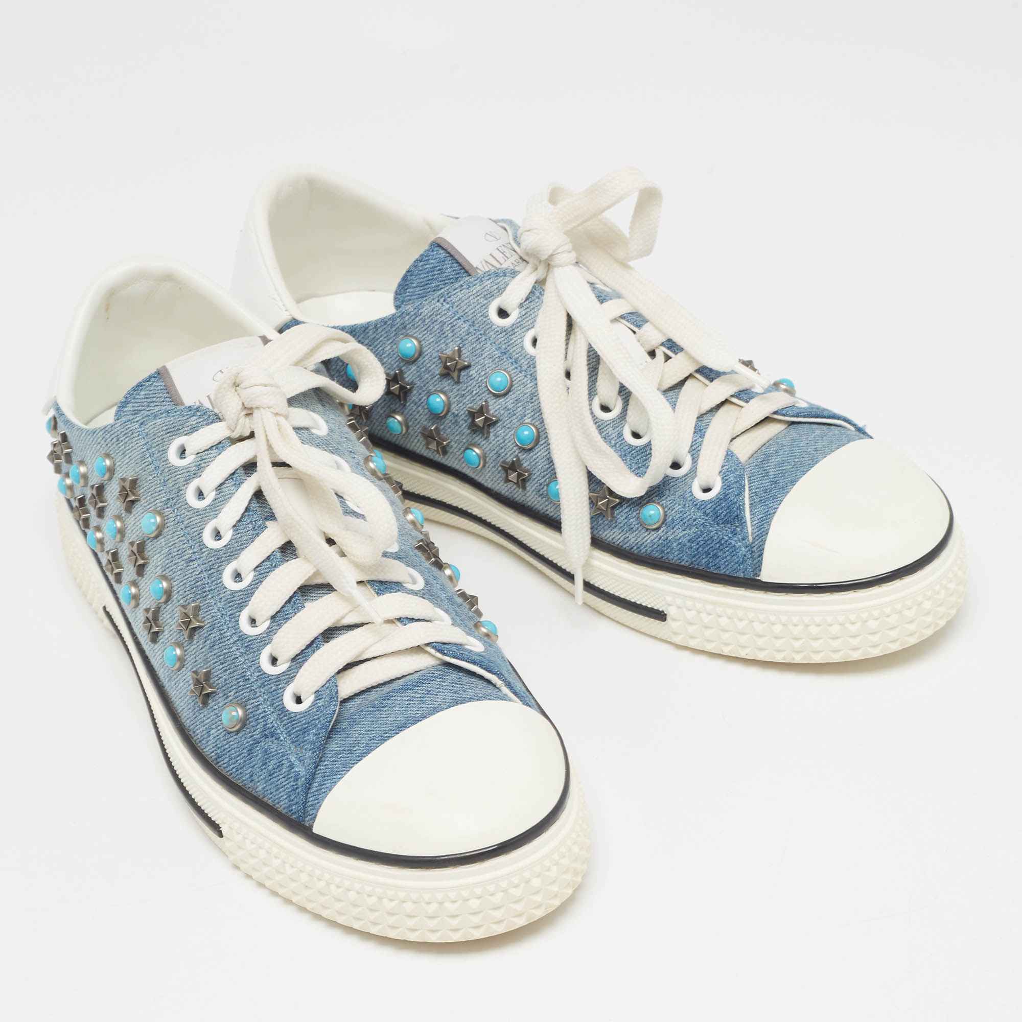 Valentino Blue/White Denim And Leather Star Studded Sneakers Size 39