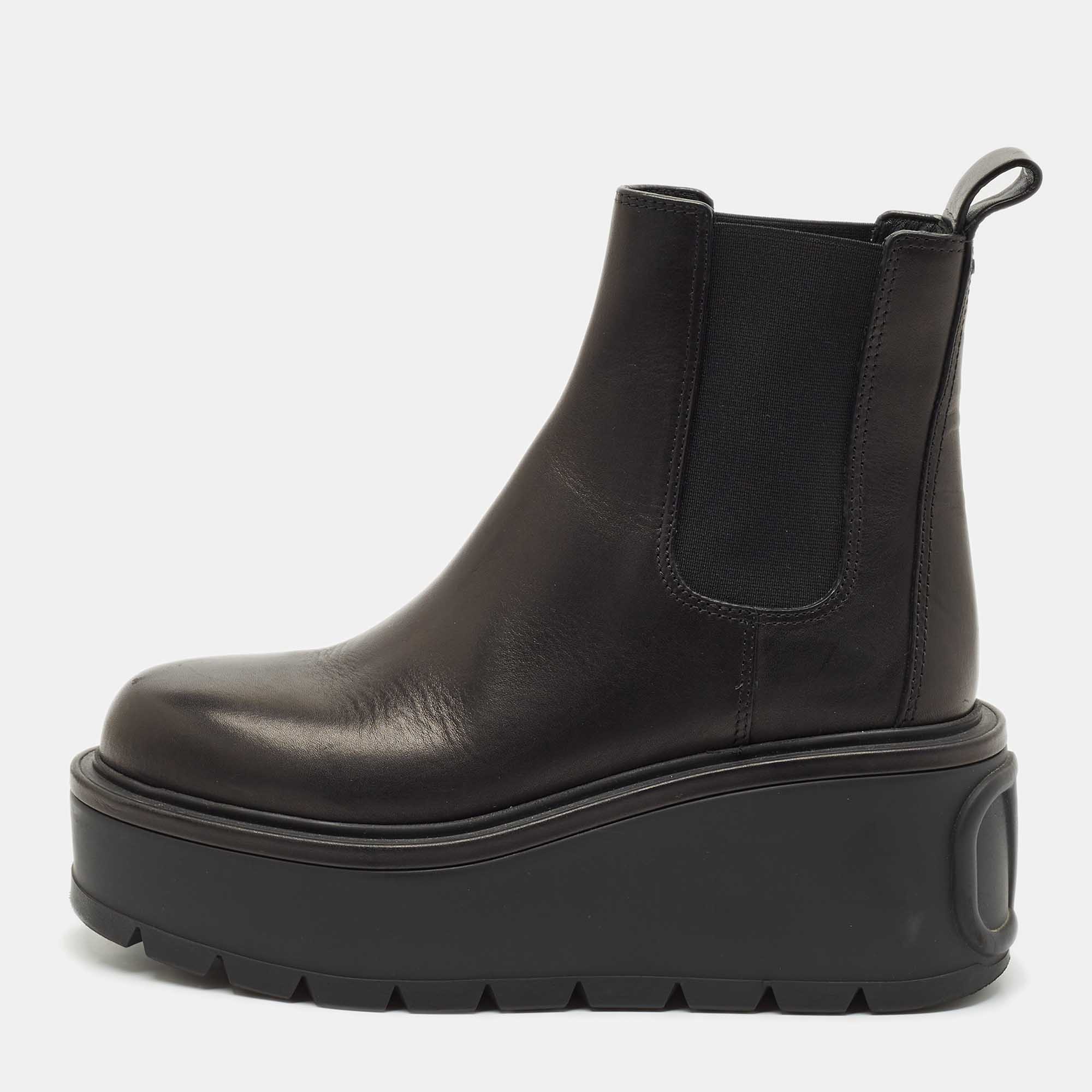 Valentino Black Leather Uniqueform Platform Ankle Length Boots Size
Valentino Black Leather Uniqueform Platform Ankle Length Boots Size