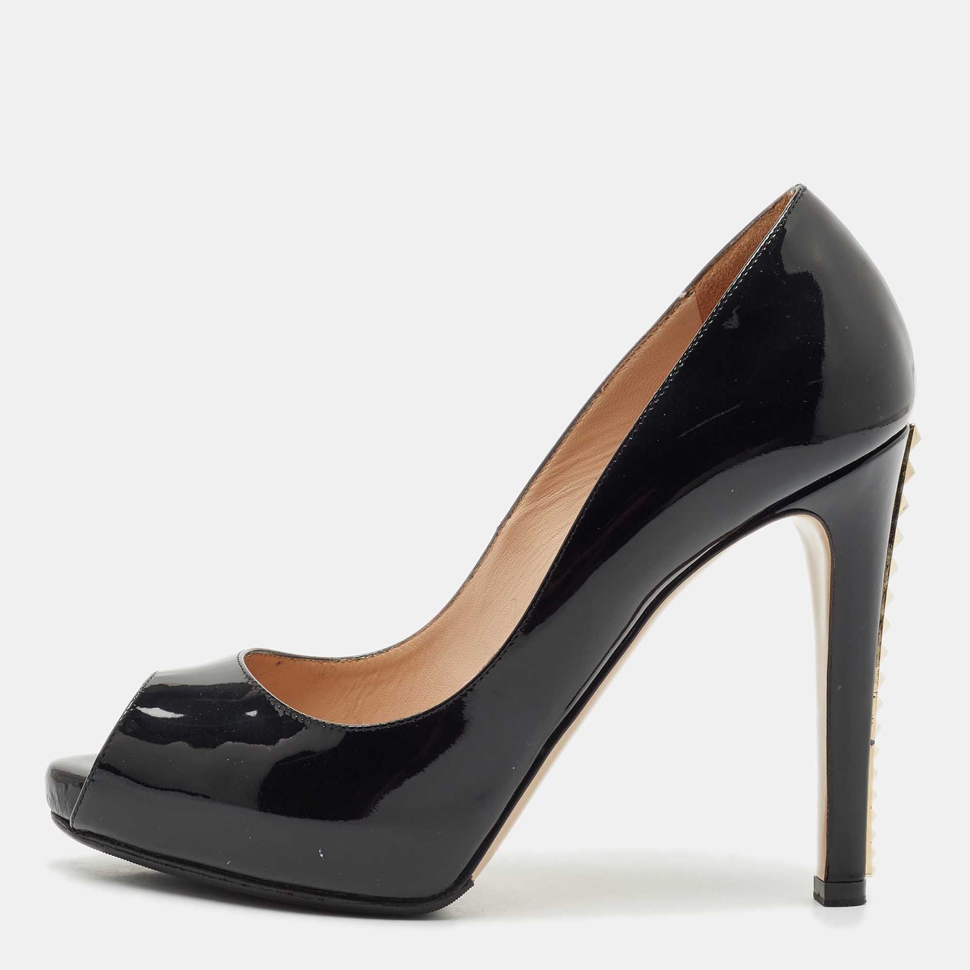 Valentino Black Patent Leather Rockstud Heel Peep Toe Pumps Size
Valentino Black Patent Leather Rockstud Heel Peep Toe Pumps Size