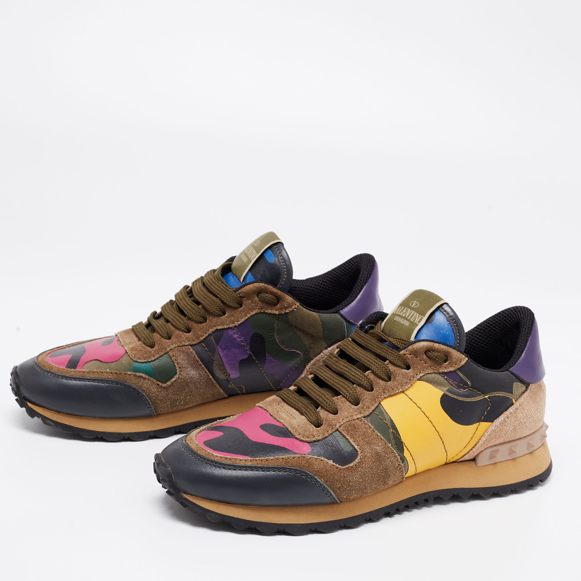 Valentino Multicolor Suede, Camo Print Leather and Canvas Rockrunner Sneakers Size
Valentino Multicolor Suede, Camo Print Leather and Canvas Rockrunner Sneakers Size