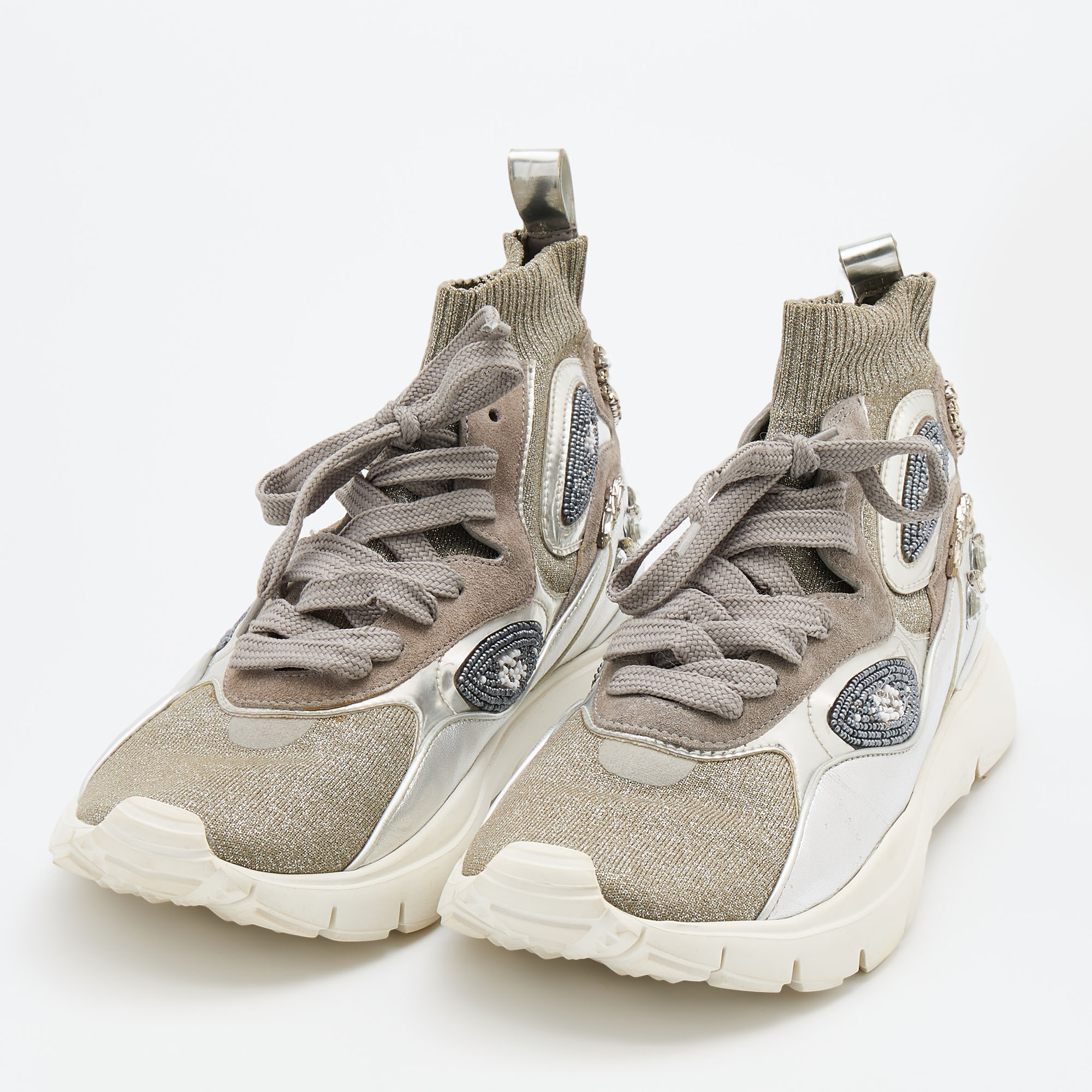 Valentino Silver/Grey Metallic Knit Fabric and Leather High Top Sneakers Size
Valentino Silver/Grey Metallic Knit Fabric and Leather High Top Sneakers Size