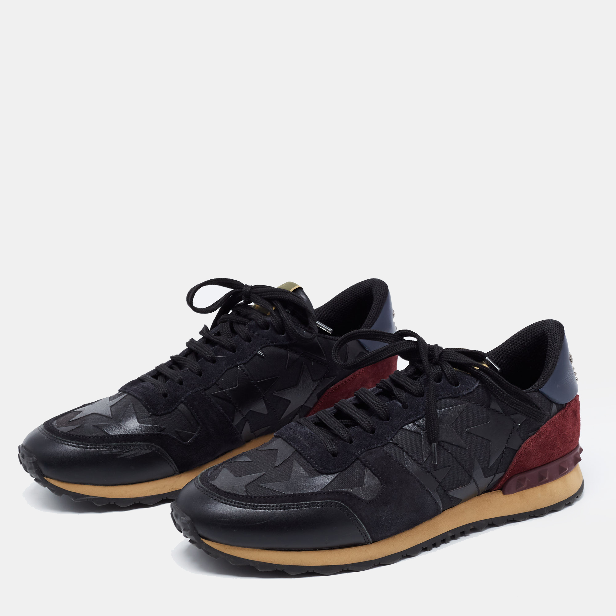 Valentino Black/Burgundy Camouflage Canvas and Leather Star Embellished Slip On Sneakers Size
Valentino Black/Burgundy Camouflage Canvas and Leather Star Embellished Slip On Sneakers Size