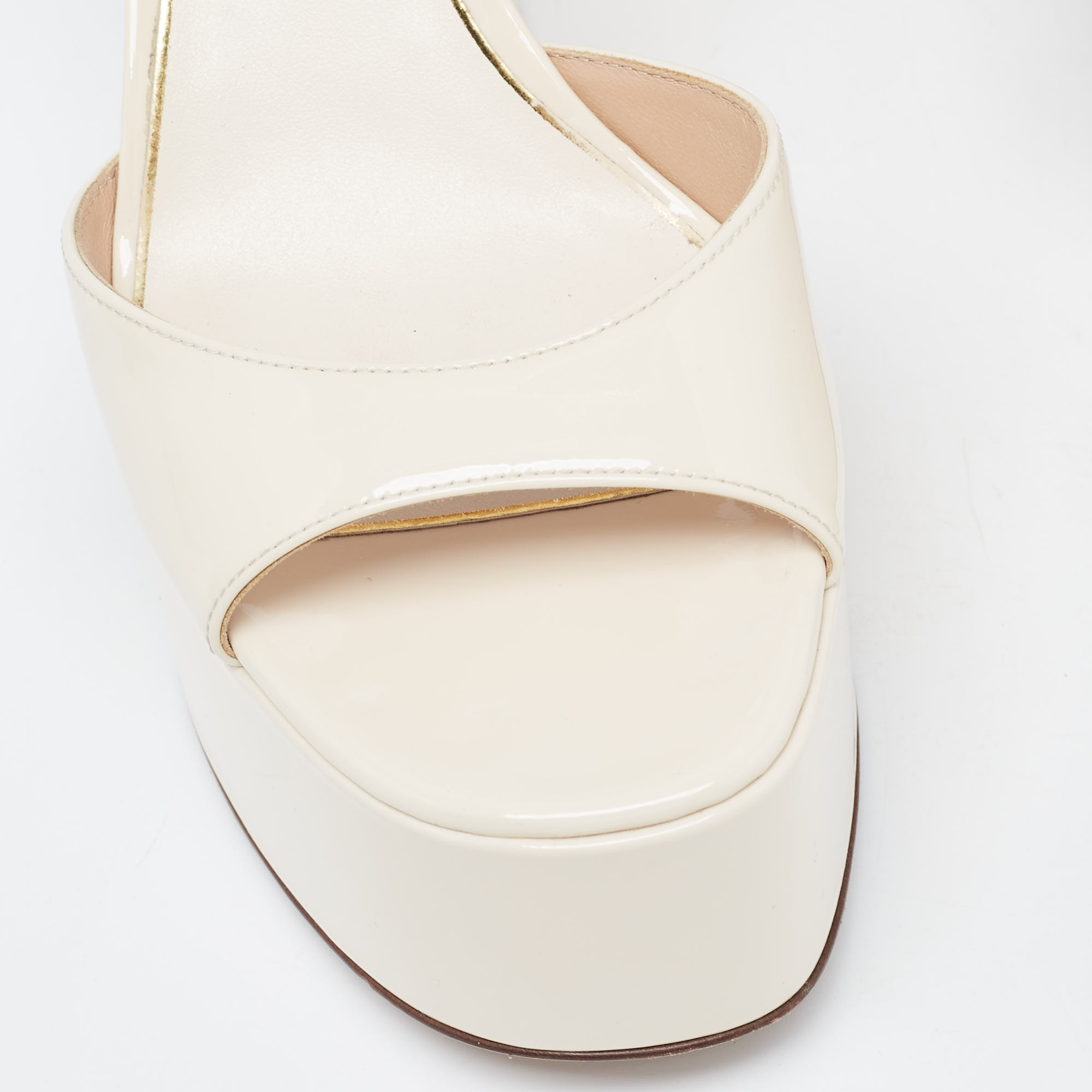 Valentino Cream Patent Platform Platform Tan-Go Ankle Strap Sandals Size 37.5