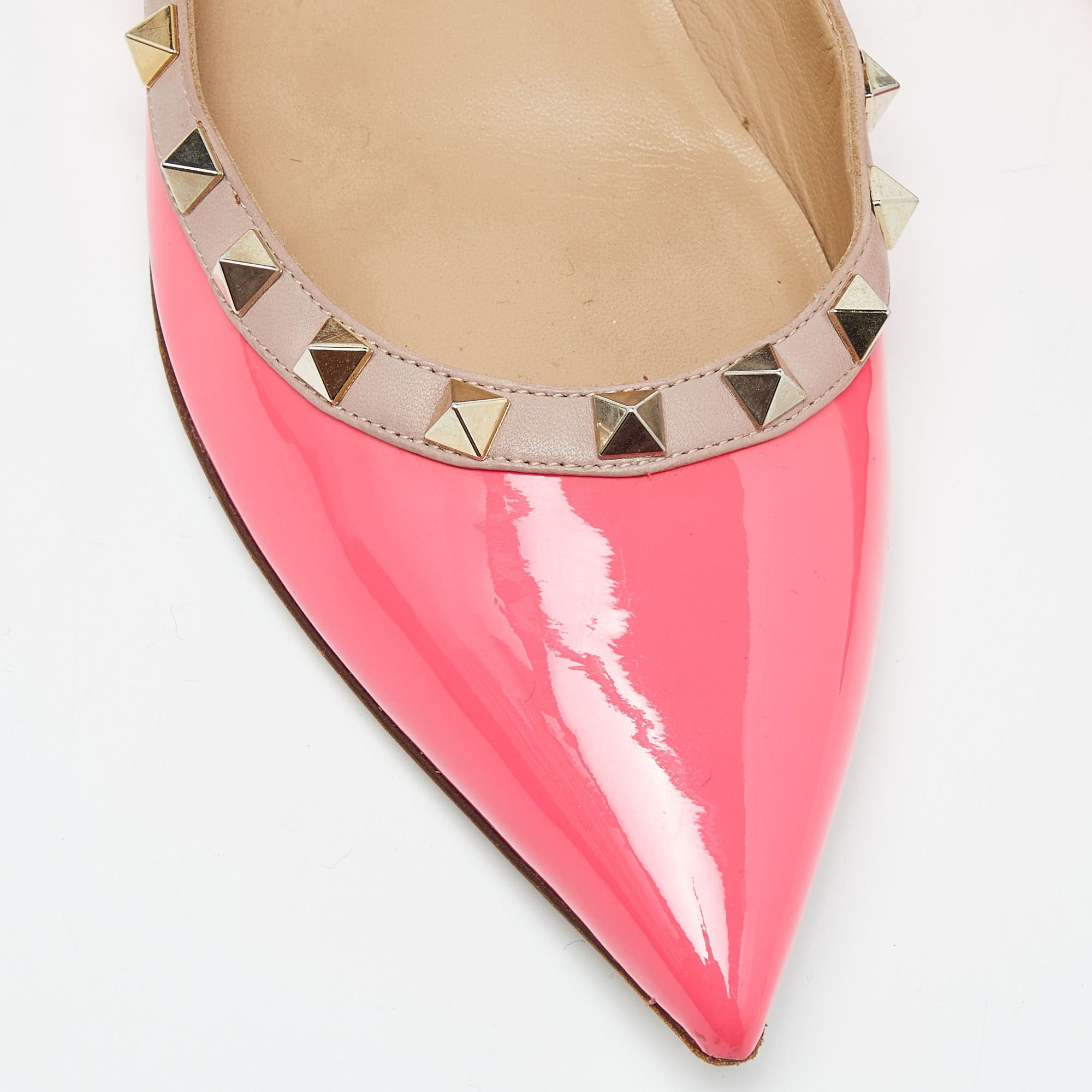 Valentino Pink/Beige Patent Leather Rockstud Pointed Toe Ballet Flats Size 40