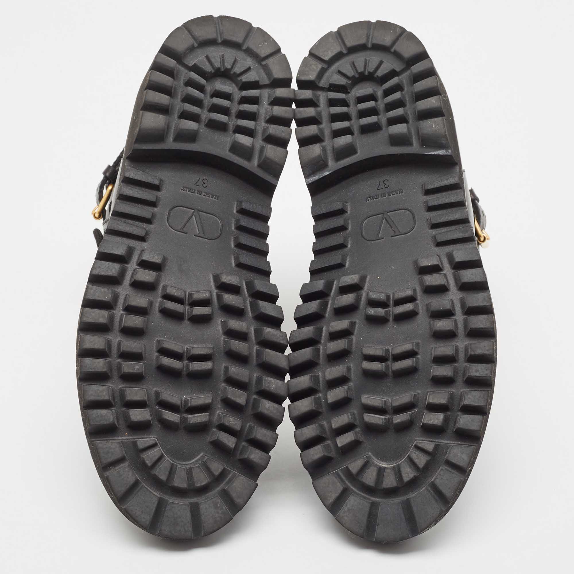 Valentino Black Leather Vlogo Signature  Ankle Boots Size 37