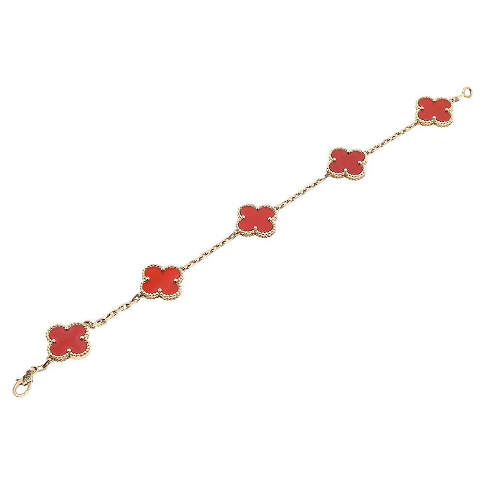 Van Cleef & Arpels Vintage Alhambra Carnelian 18K Yellow Gold 5-Motif Bracelet
Van Cleef & Arpels Vintage Alhambra Carnelian 18K Yellow Gold 5-Motif Bracelet