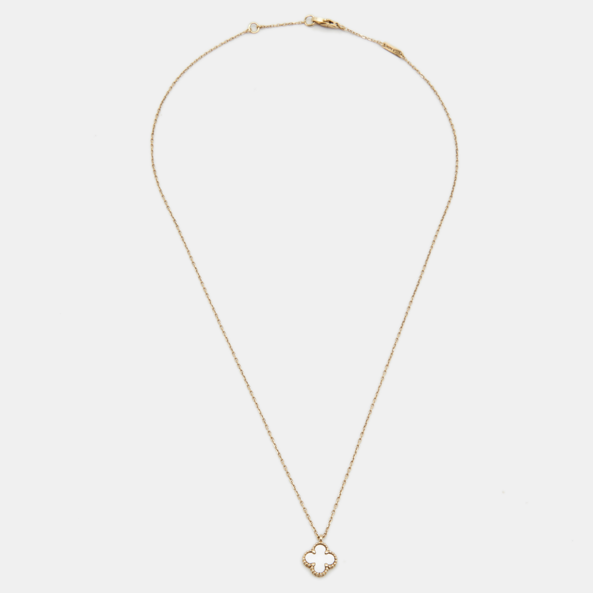 Van Cleef & Arpels Sweet Alhambra Mother of Pearl 18k Yellow Gold Necklace
Van Cleef & Arpels Sweet Alhambra Mother of Pearl 18k Yellow Gold Necklace