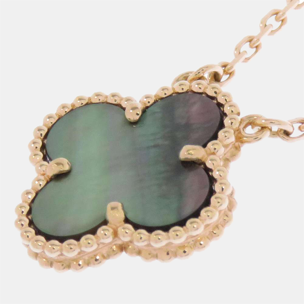 Van Cleef & Arpels Vintage Alhambra 18K Rose Gold Mother of Pearl Necklace
Van Cleef & Arpels Vintage Alhambra 18K Rose Gold Mother of Pearl Necklace