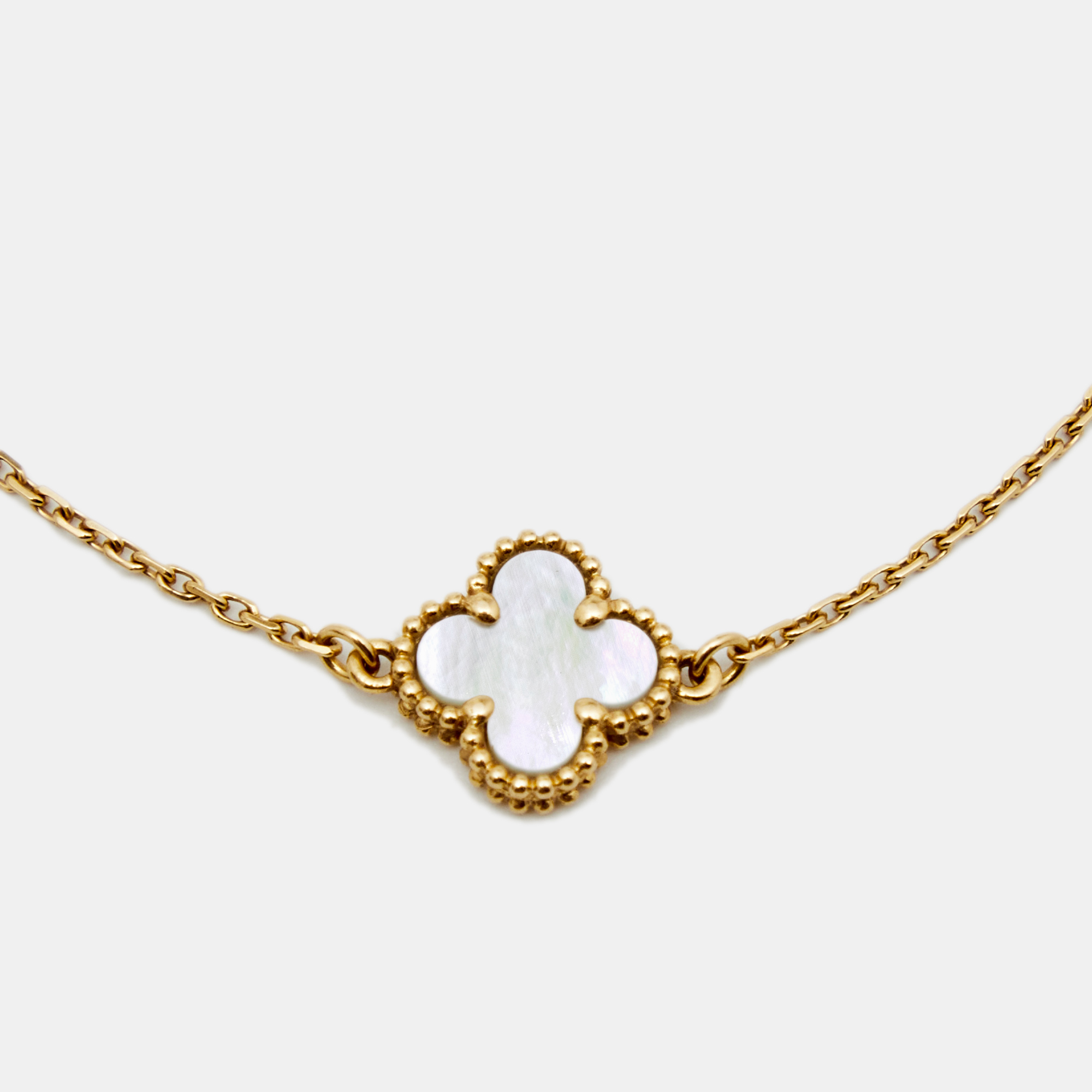 Van Cleef & Arpels Sweet Alhambra Mother of Pearl 18k Yellow Gold Bracelet
Van Cleef & Arpels Sweet Alhambra Mother of Pearl 18k Yellow Gold Bracelet