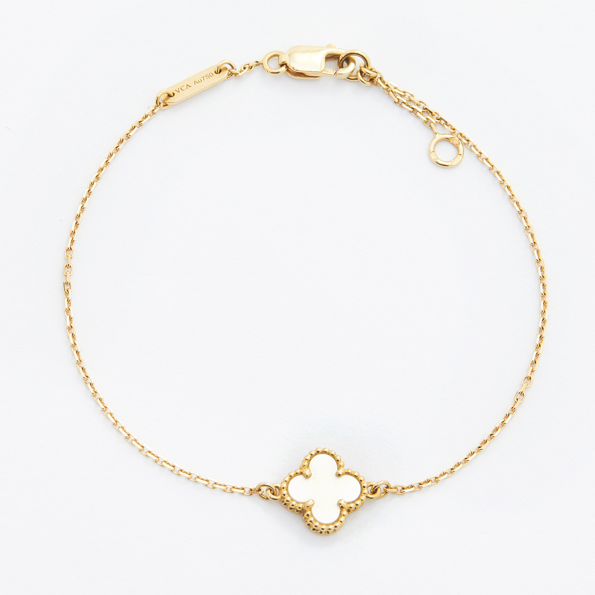 Van Cleef & Arpels Sweet Alhambra Mother of Pearl 18k Yellow Gold Bracelet
Van Cleef & Arpels Sweet Alhambra Mother of Pearl 18k Yellow Gold Bracelet