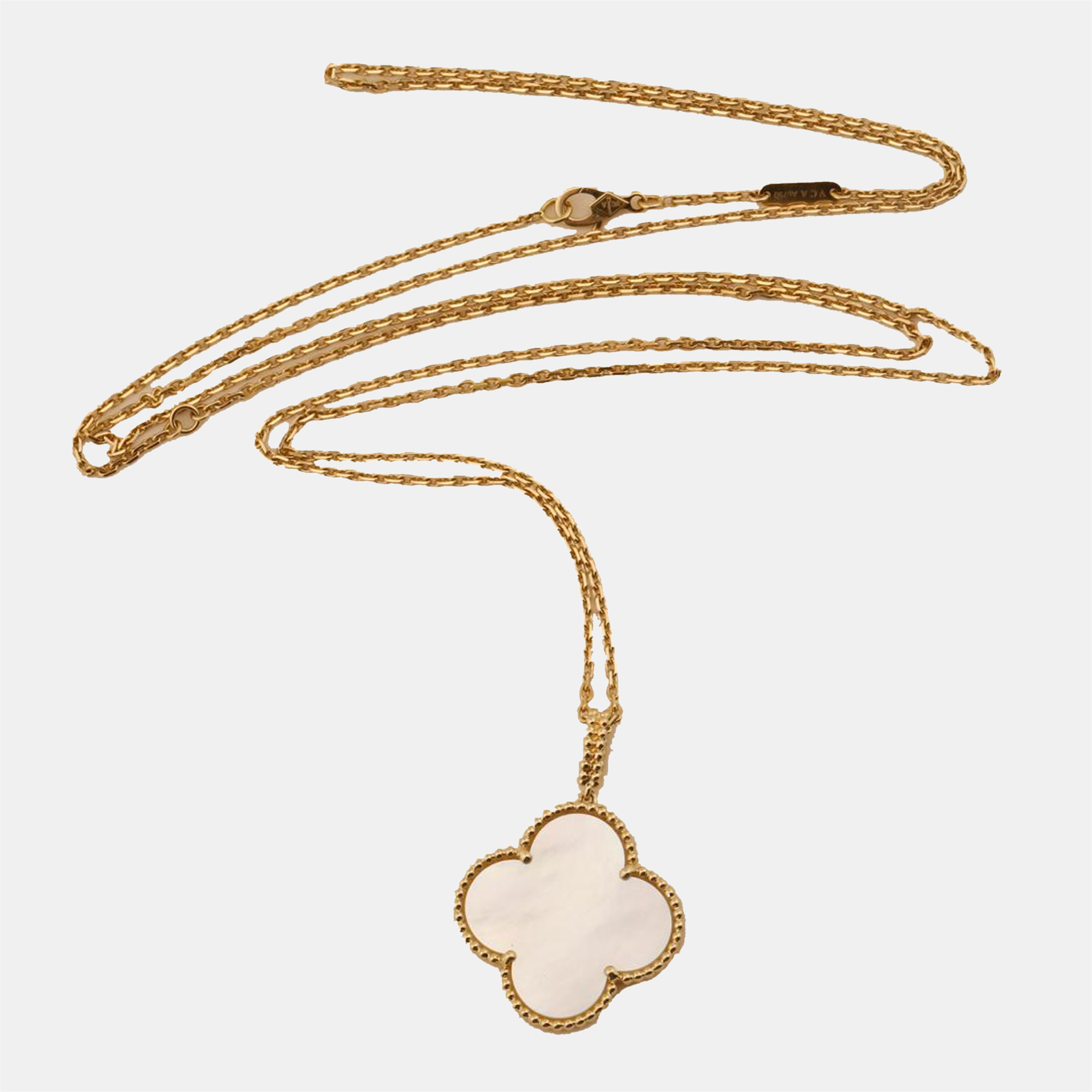 Van Cleef & Arpels Magic Alhambra Mother of pearl Yellow Gold Pendant Long Necklace
Van Cleef & Arpels Magic Alhambra Mother of pearl Yellow Gold Pendant Long Necklace