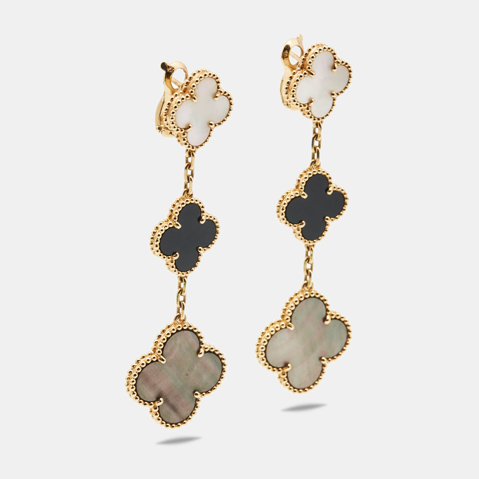 Van Cleef & Arpels Magic Alhambra Mother of Pearl 18k Yellow Gold Drop Earrings
Van Cleef & Arpels Magic Alhambra Mother of Pearl 18k Yellow Gold Drop Earrings
