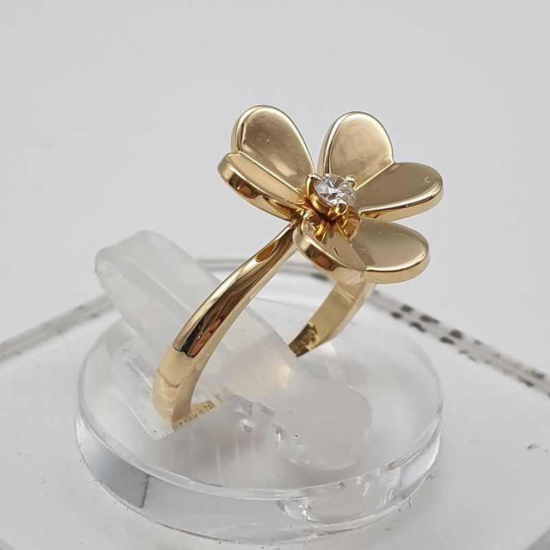 Van Cleef & Arpels 18K Yellow Gold And Diamond Frivole Ring EU 52