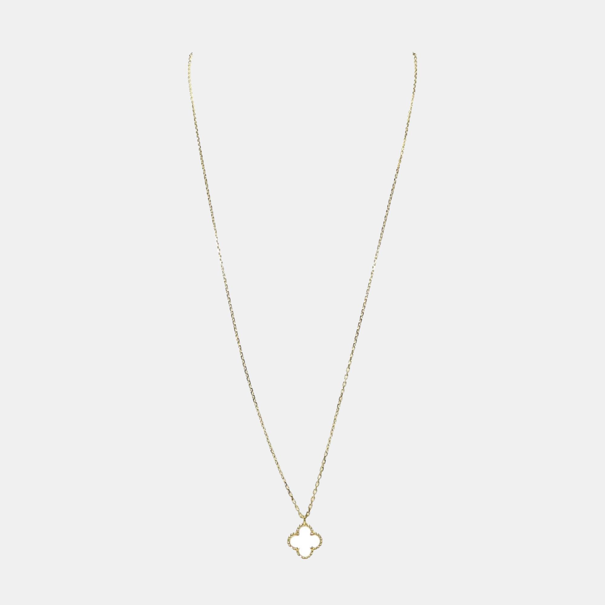 Van Cleef & Arpels 18K Yellow Gold, Mother of Pearl Vintage Alhambra Pendant Necklace
Van Cleef & Arpels 18K Yellow Gold, Mother of Pearl Vintage Alhambra Pendant Necklace