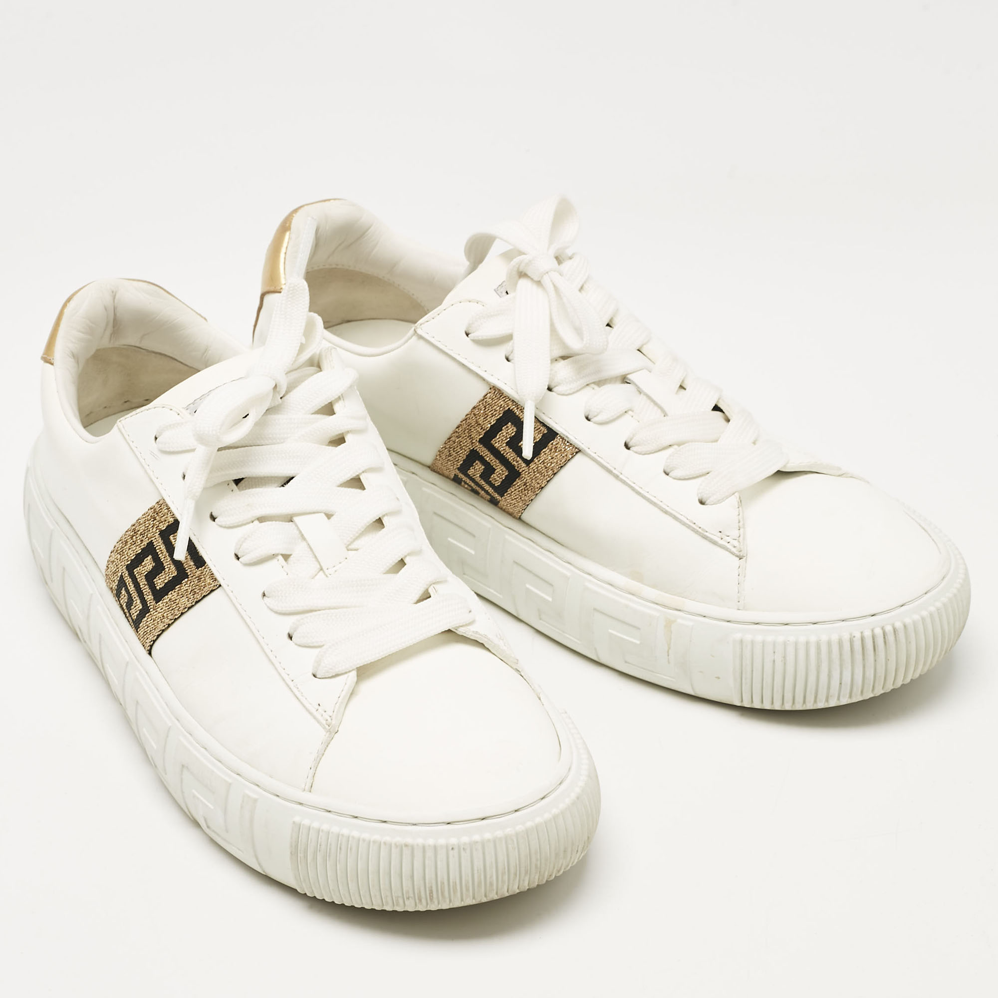 Versace White/Gold Leather Greca Low Top Sneakers Size 40