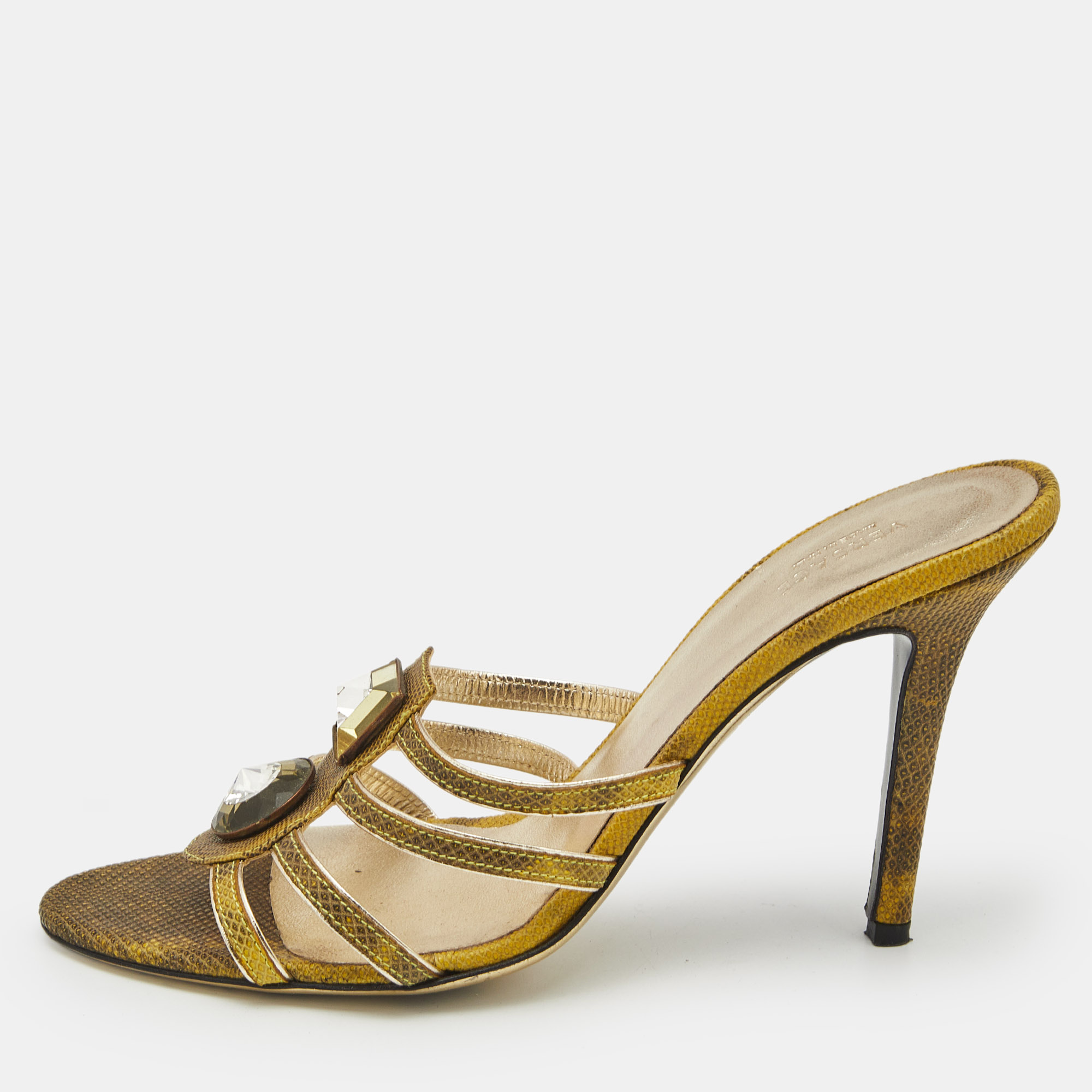 Versace Yellow Lizard Embossed Leather Crystal Embellished Slide Sandals Size 38
Versace Yellow Lizard Embossed Leather Crystal Embellished Slide Sandals Size 38