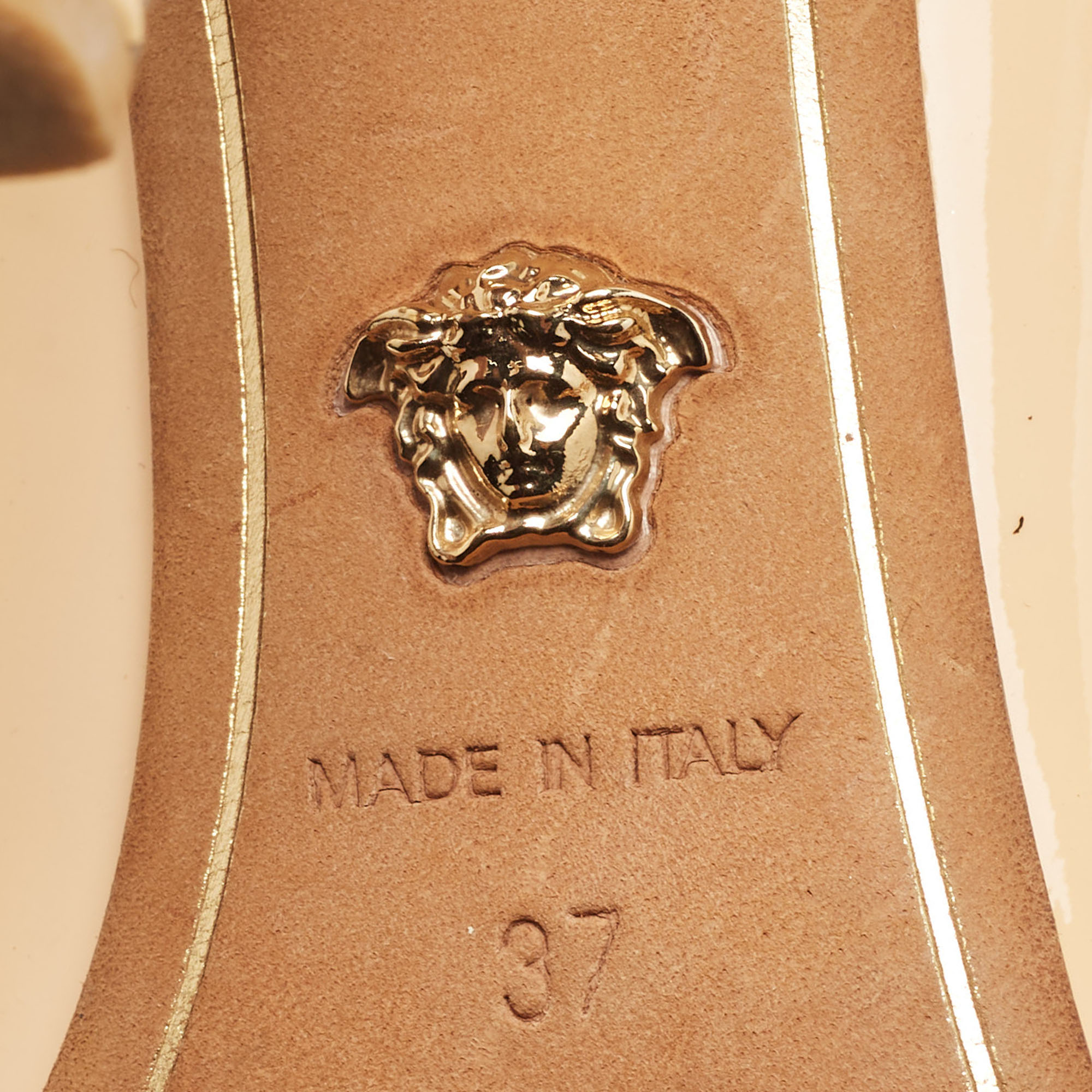 Versace Beige Patent Leather Medusa Pumps Size 37