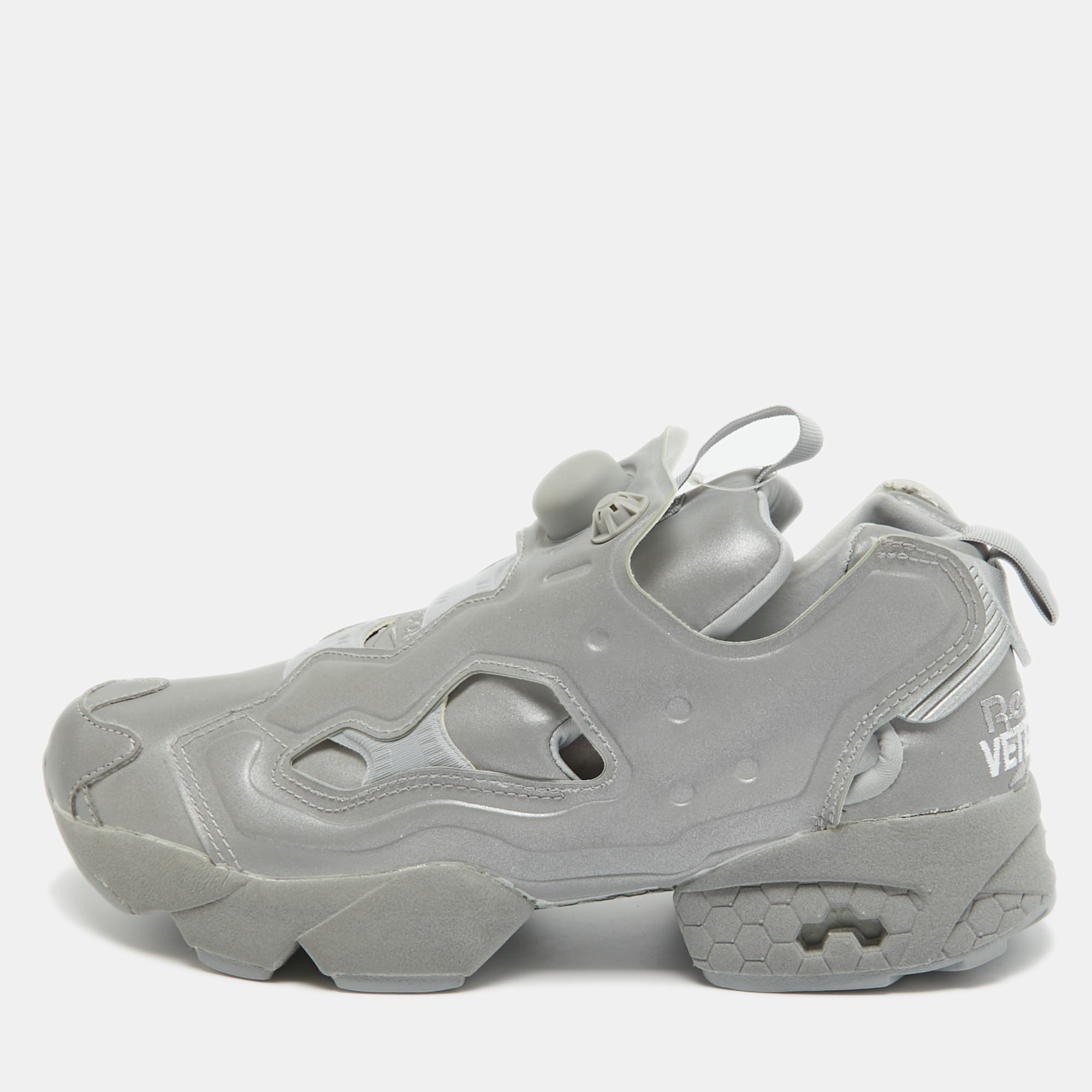 Vetements x reebok grey reflective fabric instapump fury sneakers size 38.5