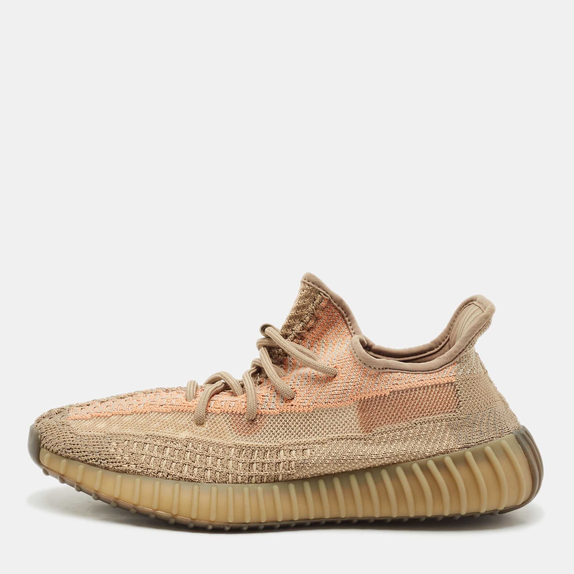 Yeezy x Adidas Brown Knit Fabric Boost 350 V2 Sand Taupe Sneakers Size 40 2/3
Yeezy x Adidas Brown Knit Fabric Boost 350 V2 Sand Taupe Sneakers Size 40 2/3