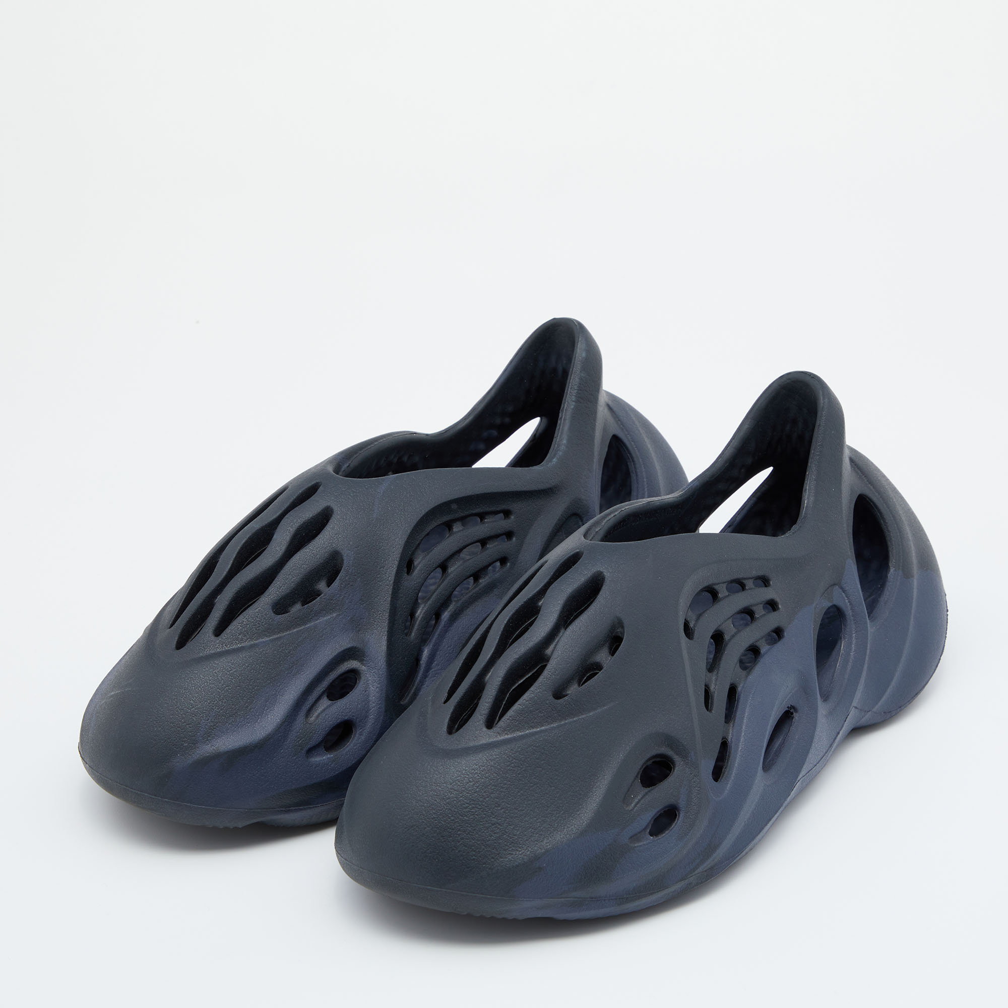 

Yeezy x Adidas Black Rubber Foam Sand Runner Sneakers Size