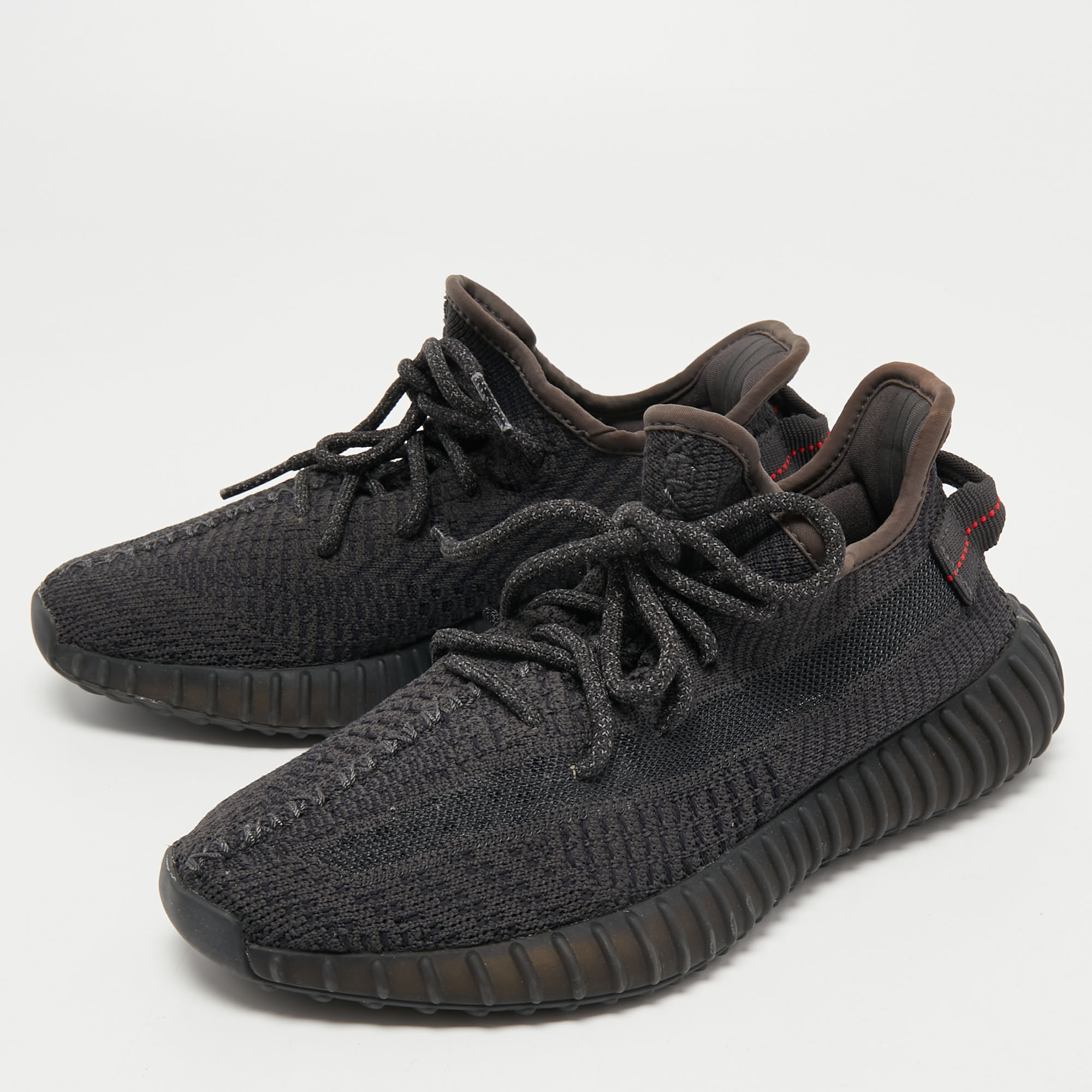 Yeezy x Adidas Black Knit Fabric Boost 350 V2 Black Non-Reflective Sneakers Size
Yeezy x Adidas Black Knit Fabric Boost 350 V2 Black Non-Reflective Sneakers Size