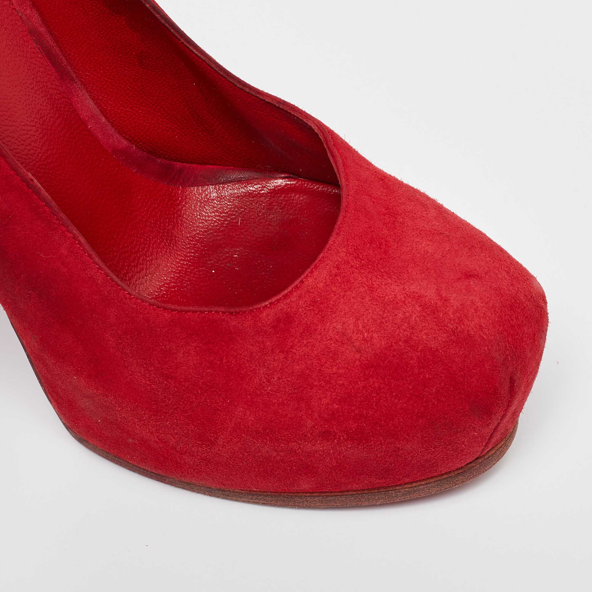 Yves Saint Laurent Red Suede Tribtoo Pumps Size 39