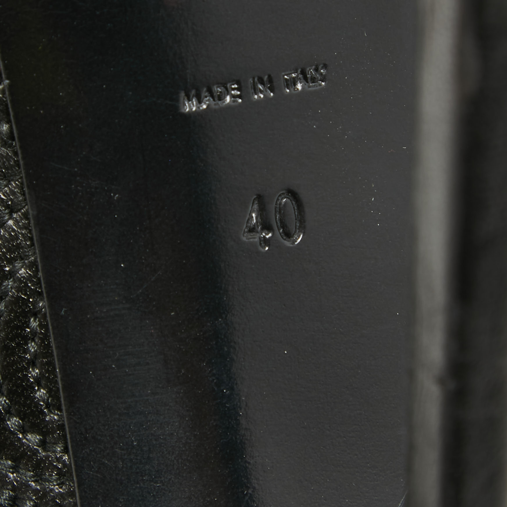 Yves Saint Laurent Black Leather Stitch Detail Tribtoo Pumps Size 40