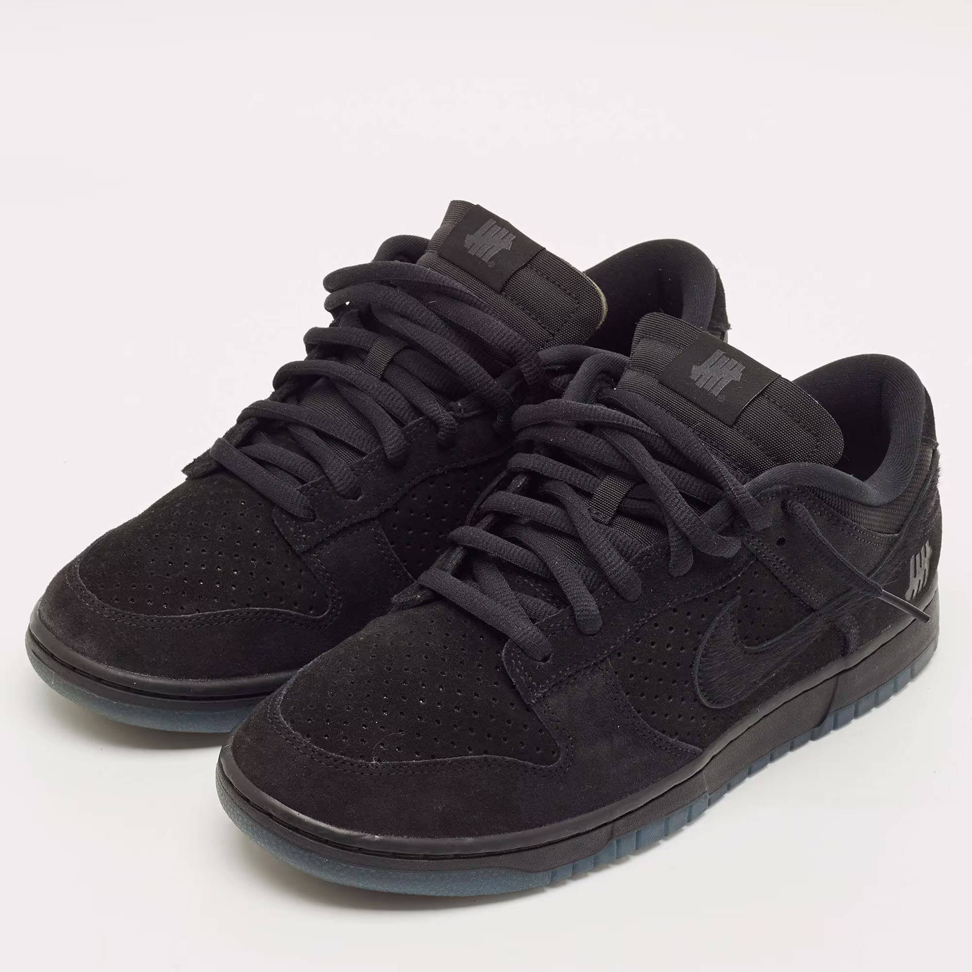 Nike Dunk SP Undefeated 5 On It Black Size 45 Black Suede and Canvas Low Top Sneakers