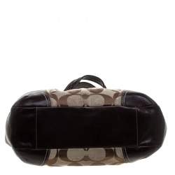 Pre Owned Coach Beige/Brown Signature Canvas and Leather Kiss Lock Shoulder Bag