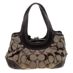Pre Owned Coach Beige/Brown Signature Canvas and Leather Kiss Lock Shoulder Bag