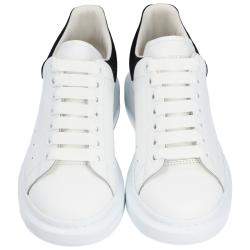 مملوكة مسبقًا Alexander McQueen White/Black Leather Oversized Sneaker EU 42