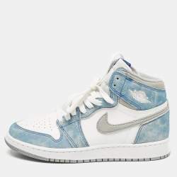 Air Jordans Blue/White Leather Jordan 1 Retro High Hyper Royal Smoke Grey Sneakers Size 39 (GS)