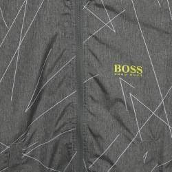 مملوكة مسبقًا سُترة رمادية مطبوعة بسحاب نايلون هوغو هوغو بوس 8 سنوات