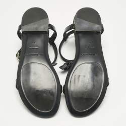 Pre Owned Burberry Black Patent Leather Bow Flat Sandals Size 32