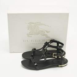 Pre Owned Burberry Black Patent Leather Bow Flat Sandals Size 32