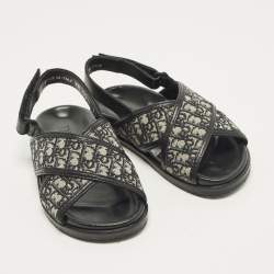 Pre Owned Dior Size 24 Beige/Black Oblique Canvas and Leather Flat Sandals