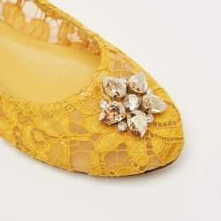Pre Owned Dolce & Gabbana Yellow Lace Bellucci Ballet Flats Size 31