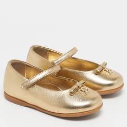 Pre Owned شقق باليه جلد براءات اختراع أحمر دولتشي أند غابانا مقاس 23