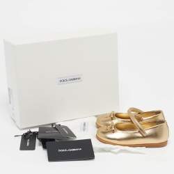 Pre Owned شقق باليه جلد براءات اختراع أحمر دولتشي أند غابانا مقاس 23