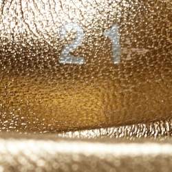 Pre Owned شقق باليه جلد براءات اختراع أحمر دولتشي أند غابانا مقاس 23