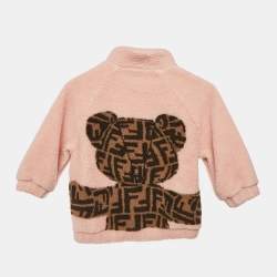 Pre Owned سويتر فندي للأطفال باللون الوردي المصنوع من الفرو ومطرز بشكل دب 3 سنوات