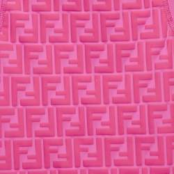 Pre Owned طقم قميص جيرسي بنمط شعار FF وردي وسروال ليغينغ فندي للأطفال 10 سنوات