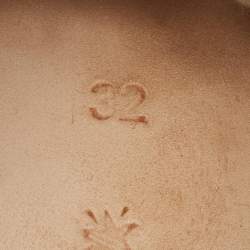 مملوكة مسبقًا حذاء رياضي لو توب جلد سويدي وبريق فضي جولدن جوس مقاس 32