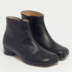 Pre Owned حذاء جزمة بكعب مارتن مارجيلا جلد أسود مقاس 29