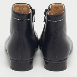 Pre Owned حذاء جزمة بكعب مارتن مارجيلا جلد أسود مقاس 29