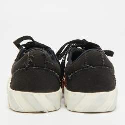 Pre Owned حذاء رياضي قماش أسود أوف وايت مبركن مقاس 26