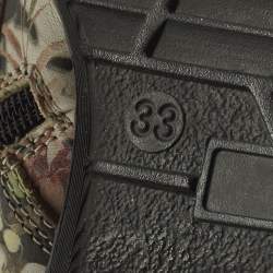 Pre Owned حذاء بطول الكاحل روبيرتو كافالي جلد متعدد الألوان بطبعة زهور مقاس 33