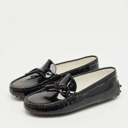 مملوكة مسبقًا لوفرز قيادة جلد لامع أسود سيتي جومينو تودز مقاس 33