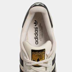 Pre Owned Adidas White/Black Leather And Rubber Cap Toe Superstar Low Top Sneakers Size 42 2/3